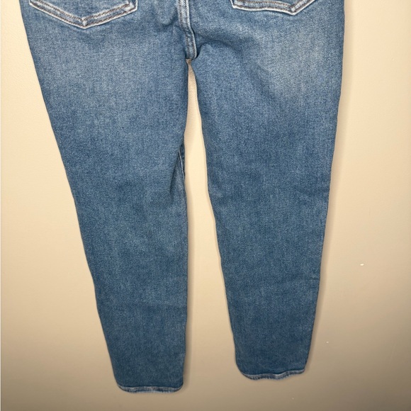 Madewell The Perfect Vintage Jean in Melgrove Wash - Picture 7 of 13